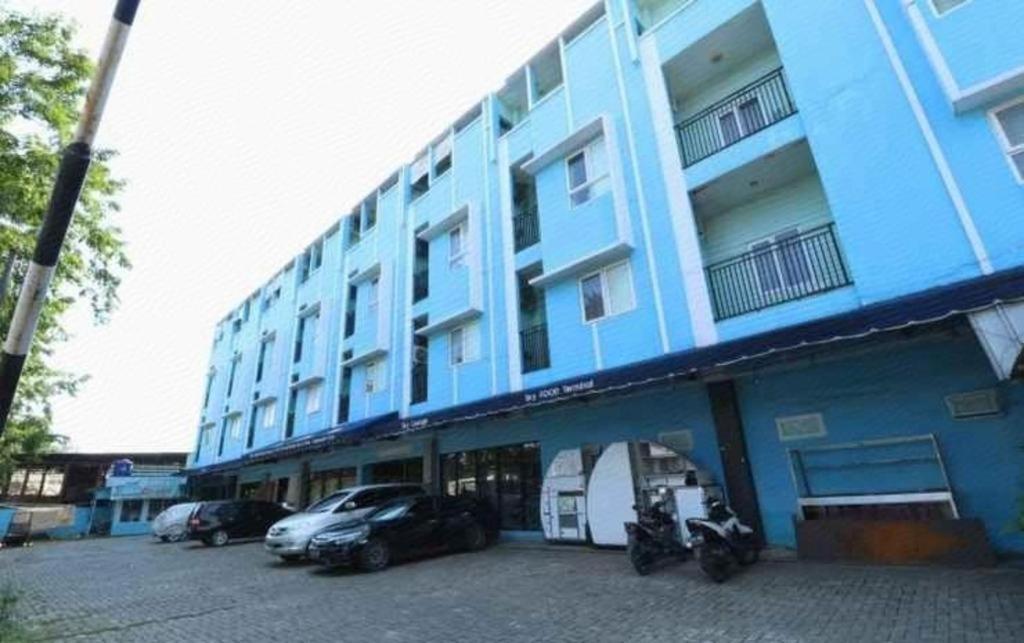 Reddoorz Near Mandaya Royal Hospital Puri Hotel Tangerang Exterior foto